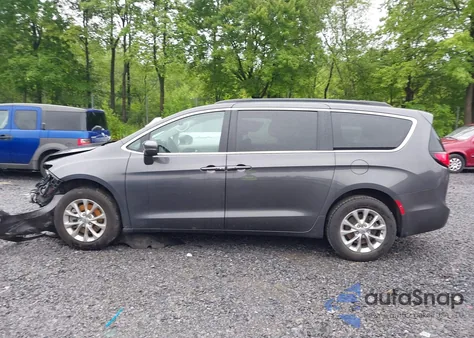 2022 Chrysler Pacifica Touring L Awd from USA, damaged, VIN 2C4RC3BGXNR222696